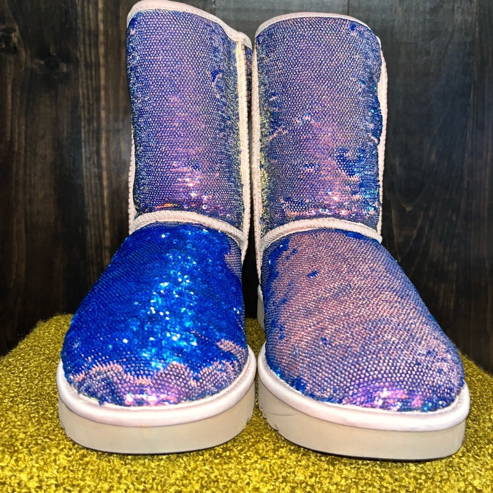 Ugg, Classic Cosmos Sequin Boots! Size 10